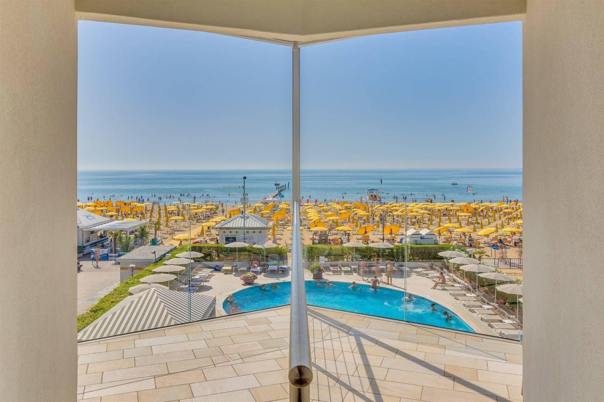 Hotel Delle Mimose Lido di Jesolo Dış mekan fotoğraf