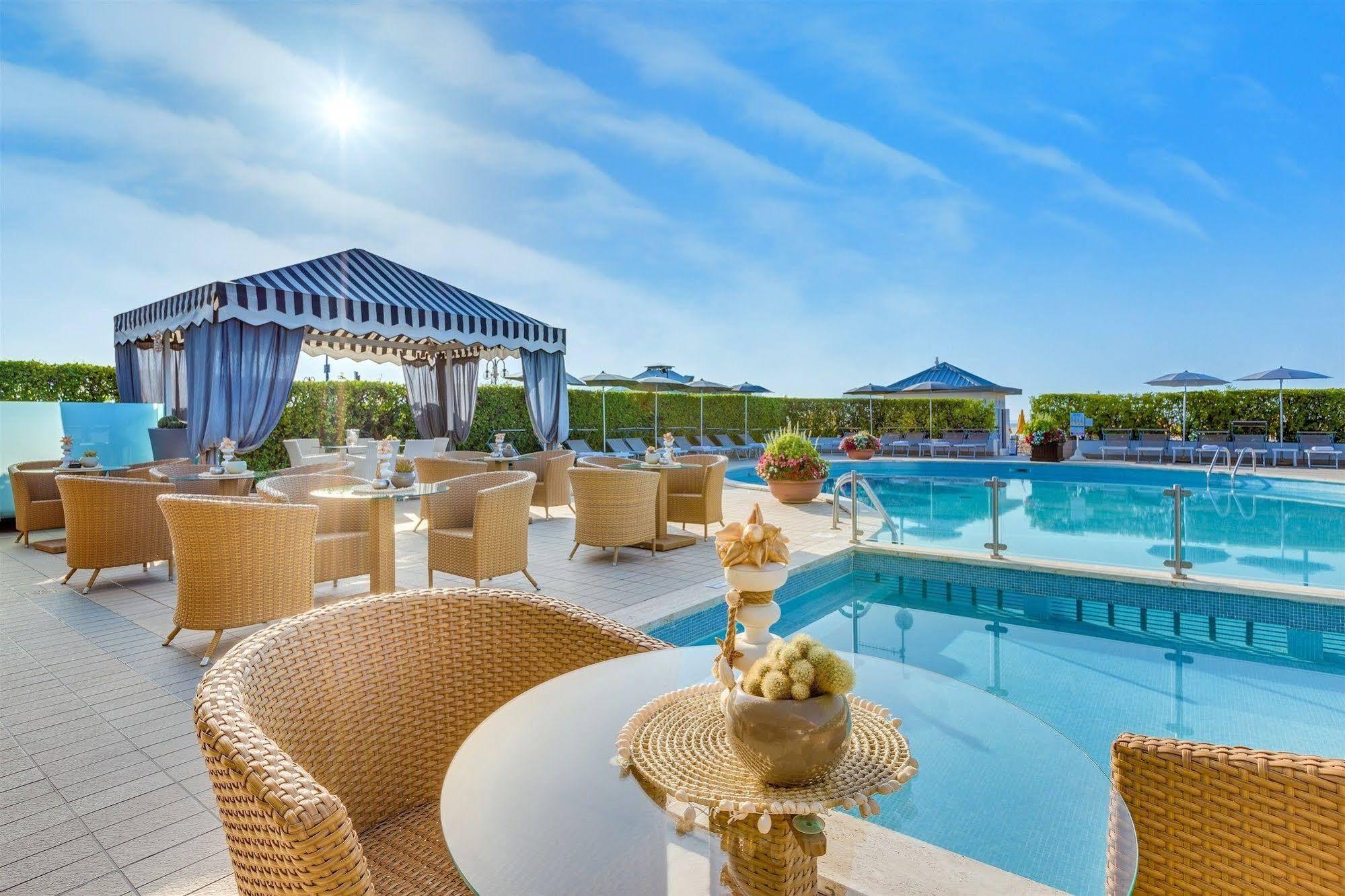 Hotel Delle Mimose Lido di Jesolo Dış mekan fotoğraf