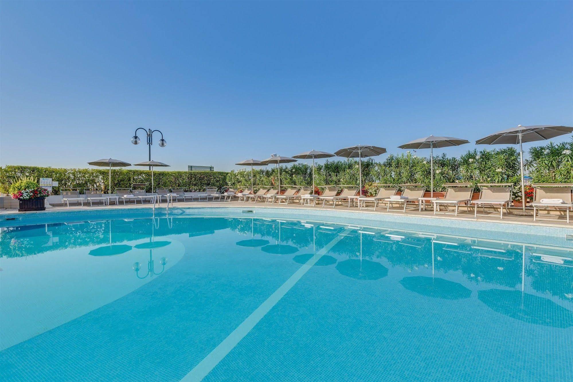 Hotel Delle Mimose Lido di Jesolo Dış mekan fotoğraf