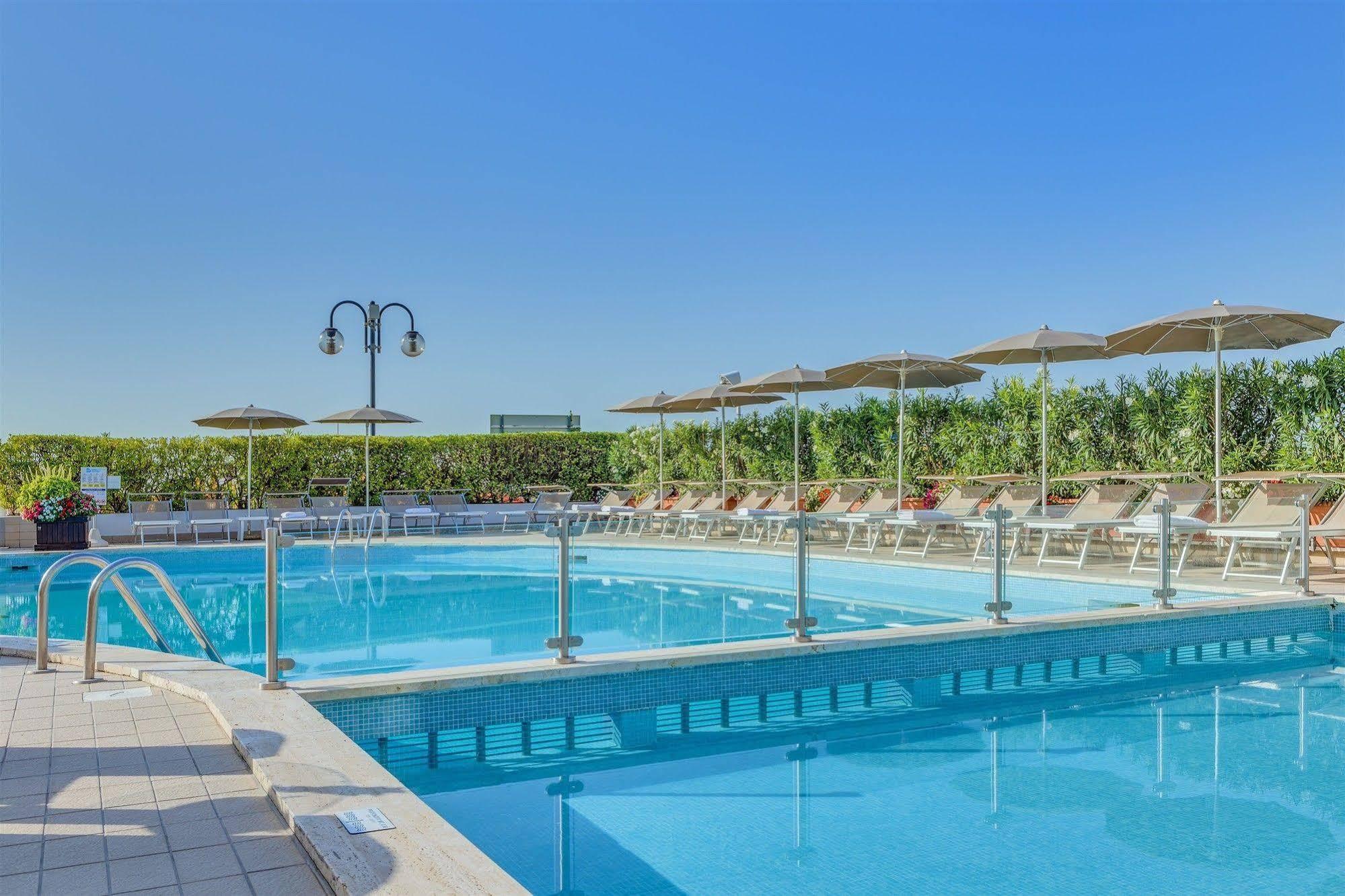 Hotel Delle Mimose Lido di Jesolo Dış mekan fotoğraf